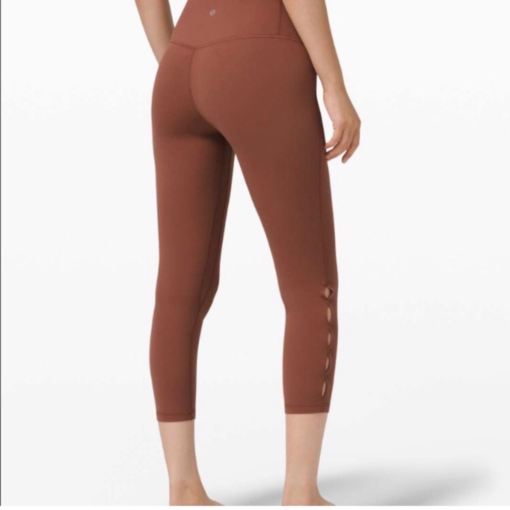 Lululemon Unlimit High-Rise Crop 23" *Keyhole Size 6‎ Ancient Copper